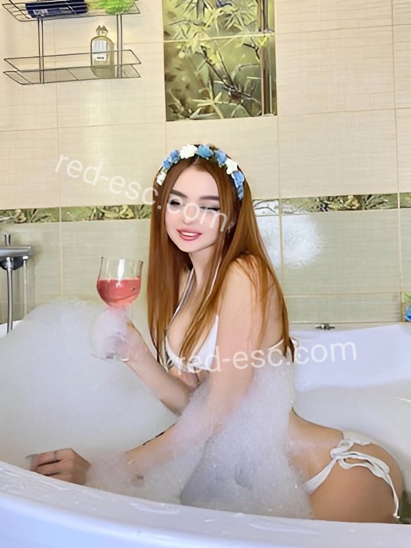 Катрин — Белый